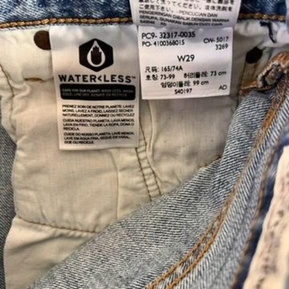 Levis Premium Womens 501s Cutoff Raw Frayed Hem Denim Shorts 29 - Picture 9 of 10